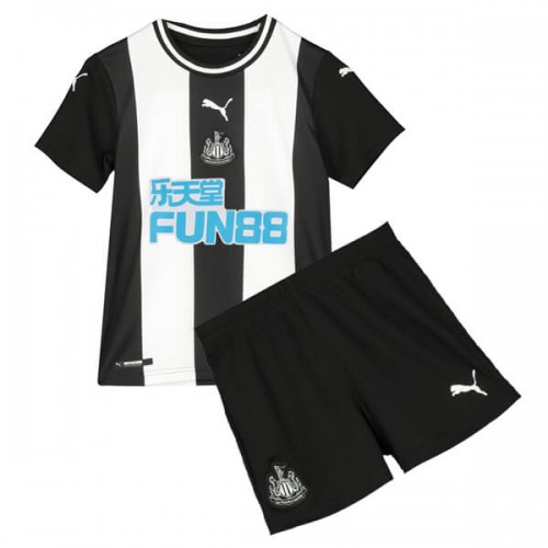 newcastle united fc jersey